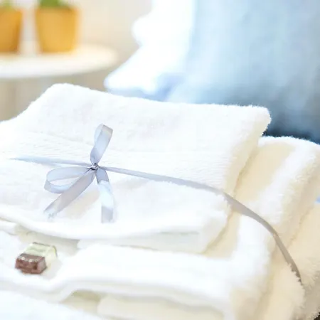 Urban Chic, Terre Marine Daire *